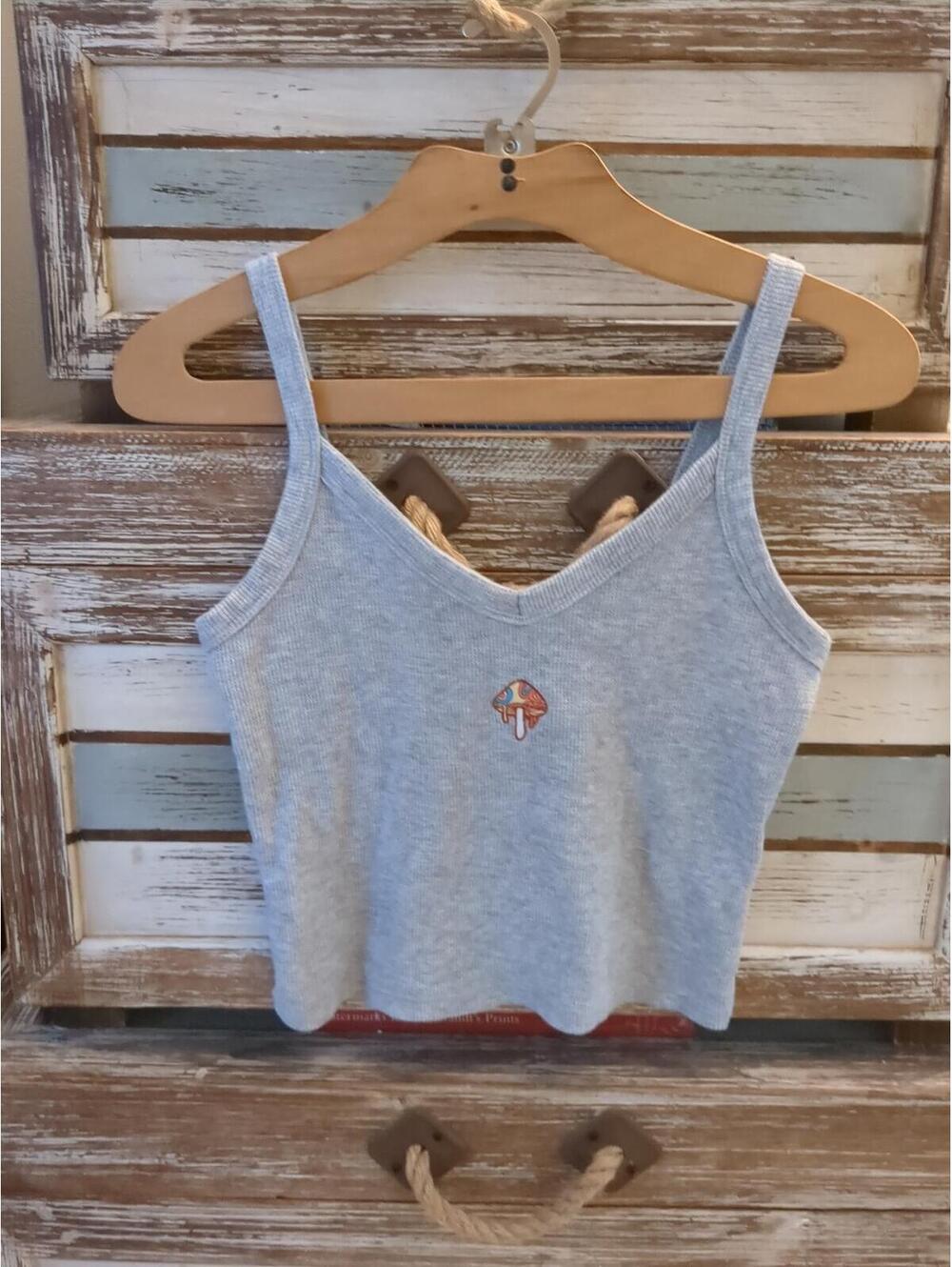 Tank Gray Mushroom Patch size Medium/Large juniors